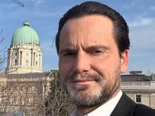 Reagáltak az ellenzéki pártok Magyar Péter paksi bejárására