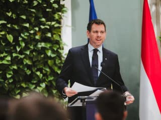 Vitézy Dávid bejelentette: újra megnyílik egy bezárt vasútvonal