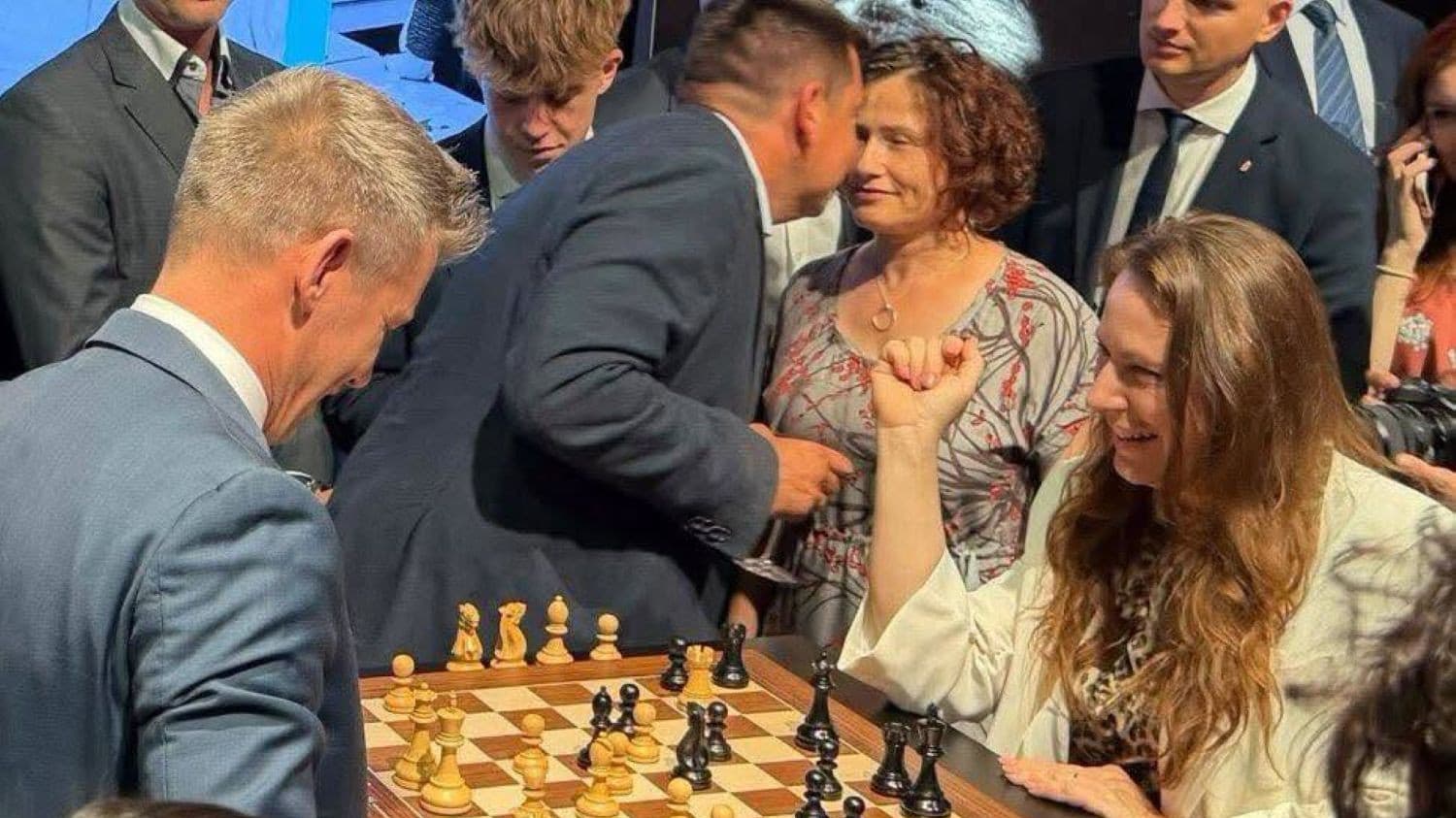 Az ellenzék tehetetlen Magyar Péter köztársaságielnök-jelöltjével szemben, a saját tábort viszont megosztja Polgár Judit személye