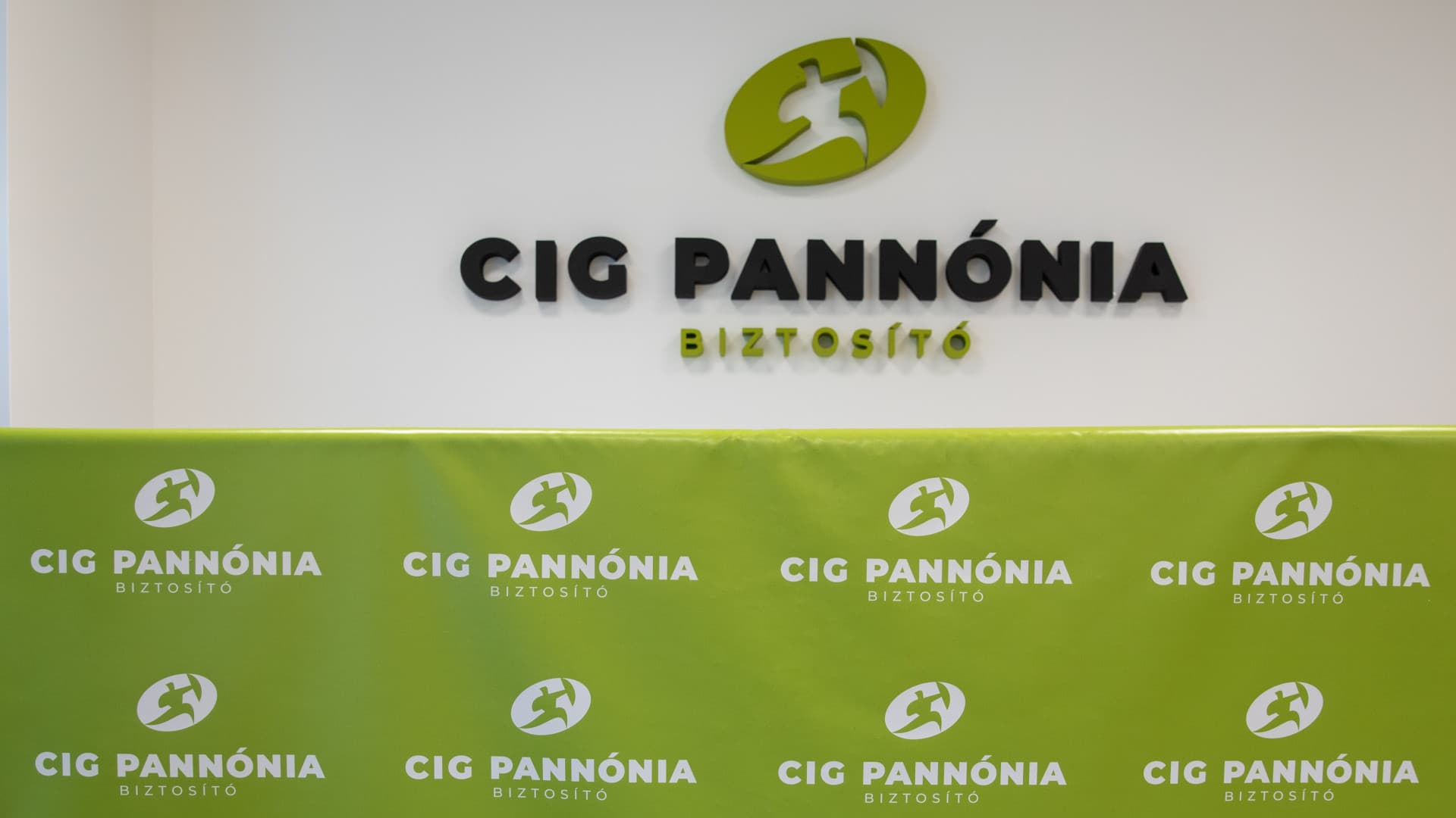 Biztosítási állományokat vásárolt a CIG Pannónia
