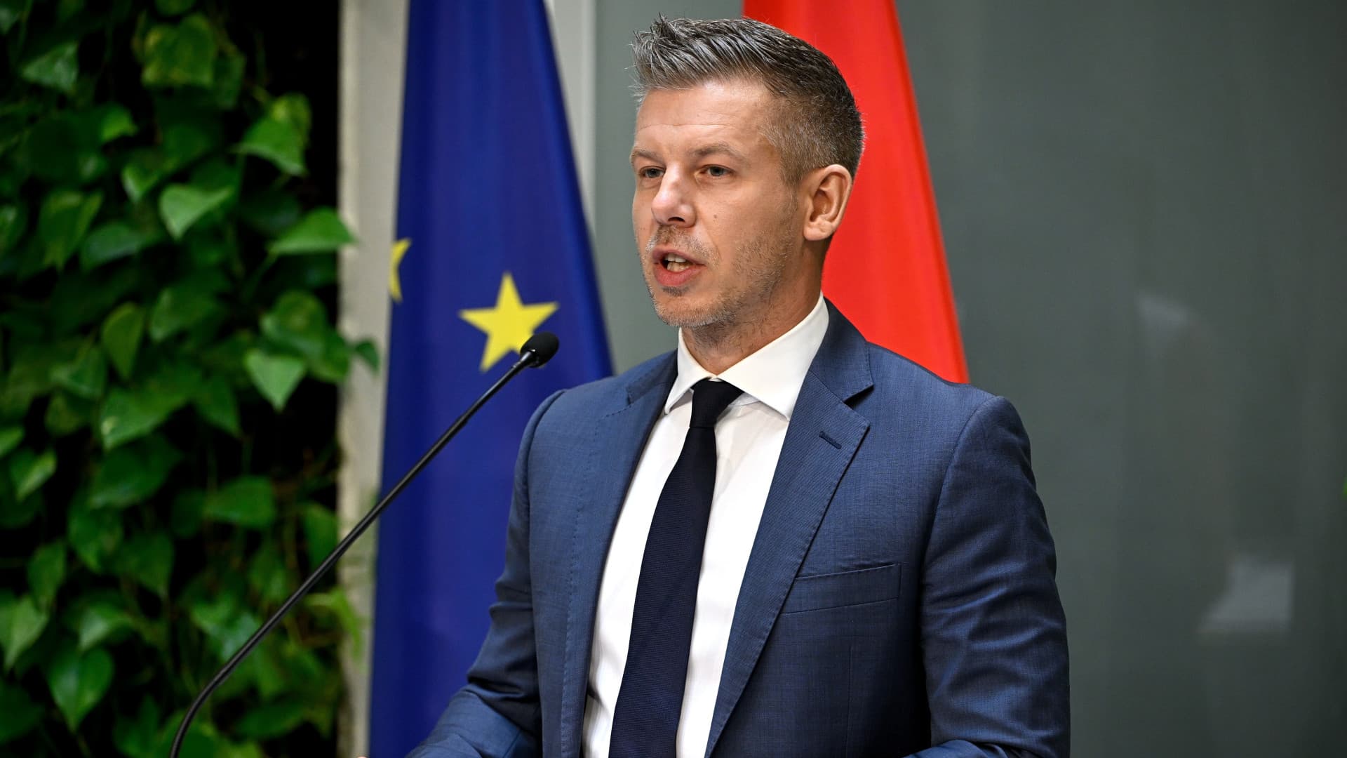 Magyar Péter: még időben újraindíthatják a Dunamenti Erőmű meghibásodott blokkját