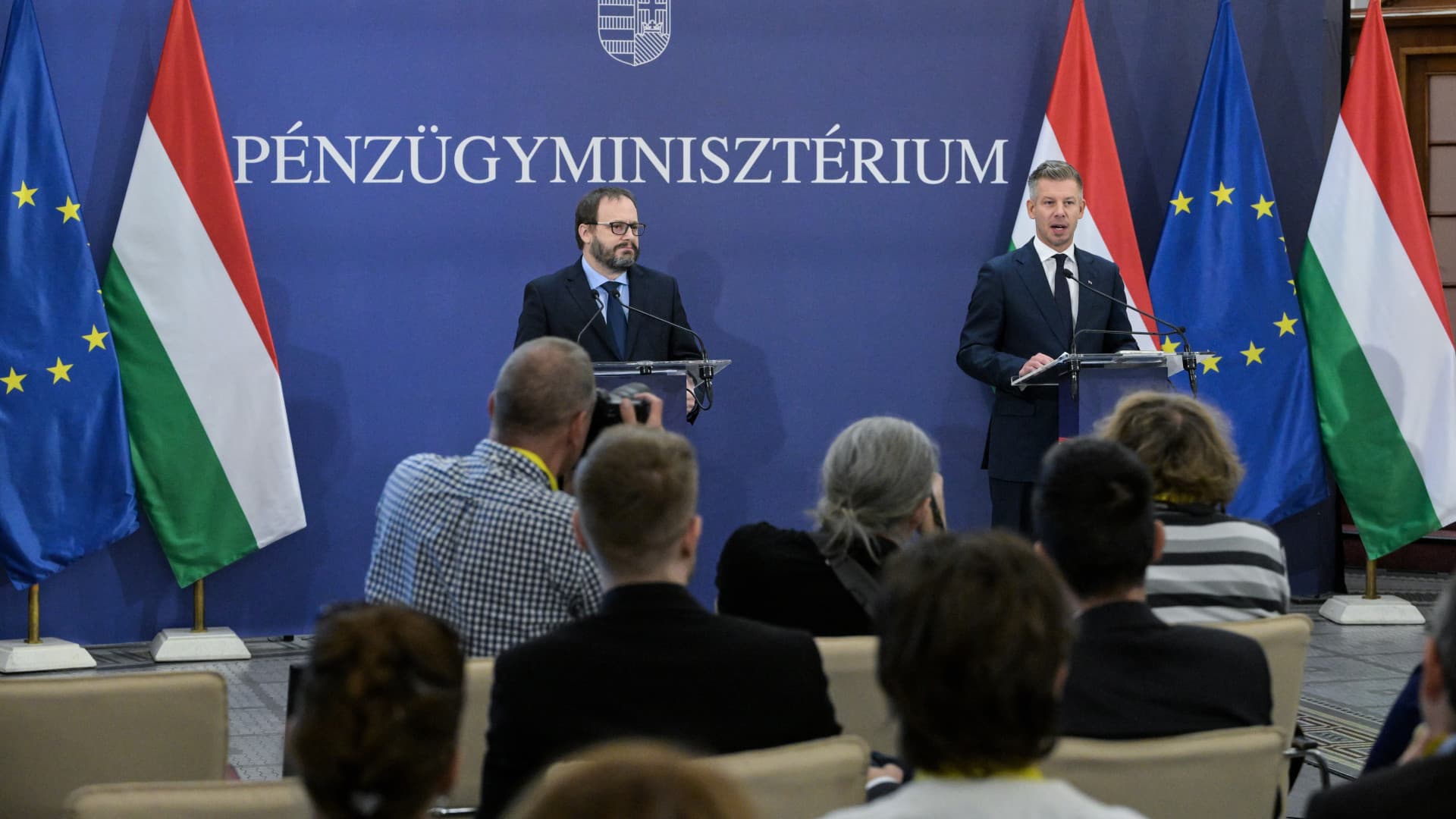 Nem viccelt a kormány: egészen extrém kiadáscsökkentés következik, itt vannak a részletek!