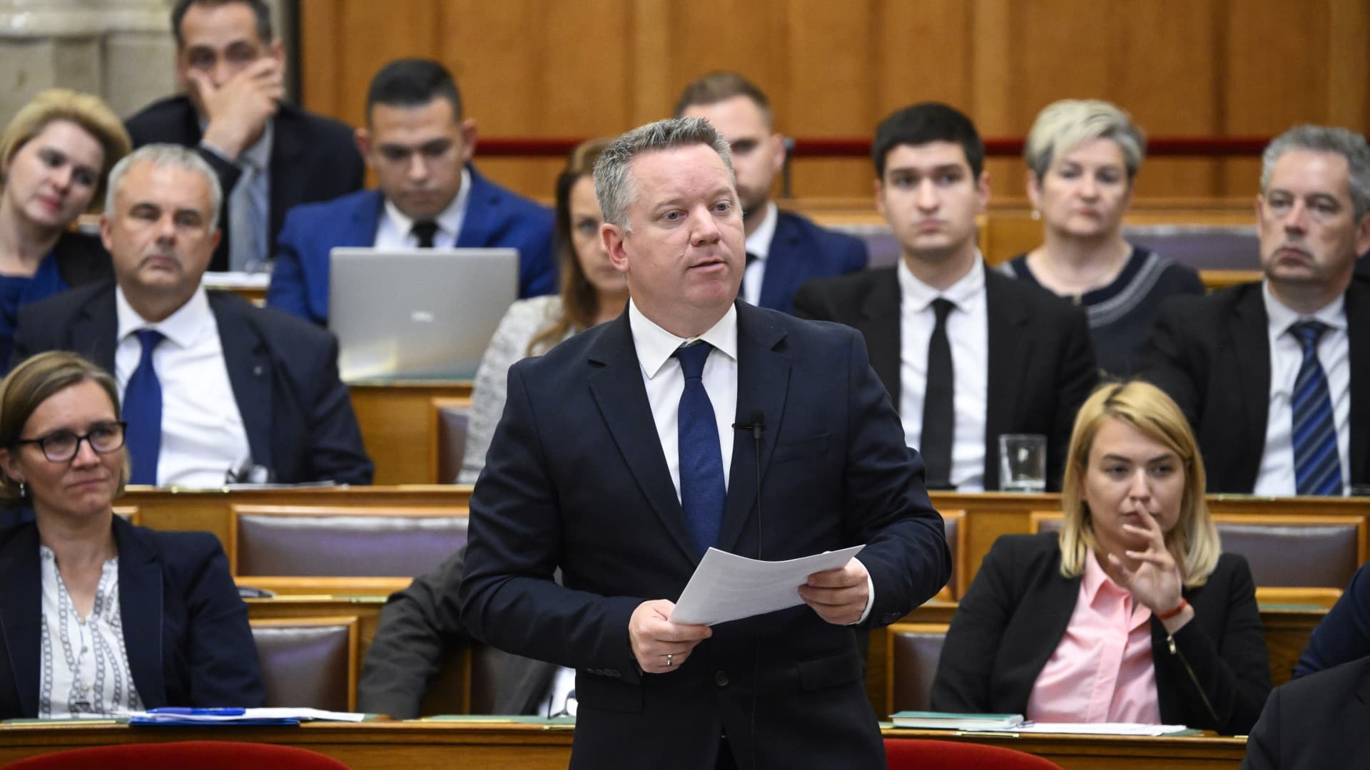 Teljessé vált az Alkotmányvédelmi Hivatal új vezetése: egyszerre három főigazgató-helyettest neveztek ki dandártábornokká
