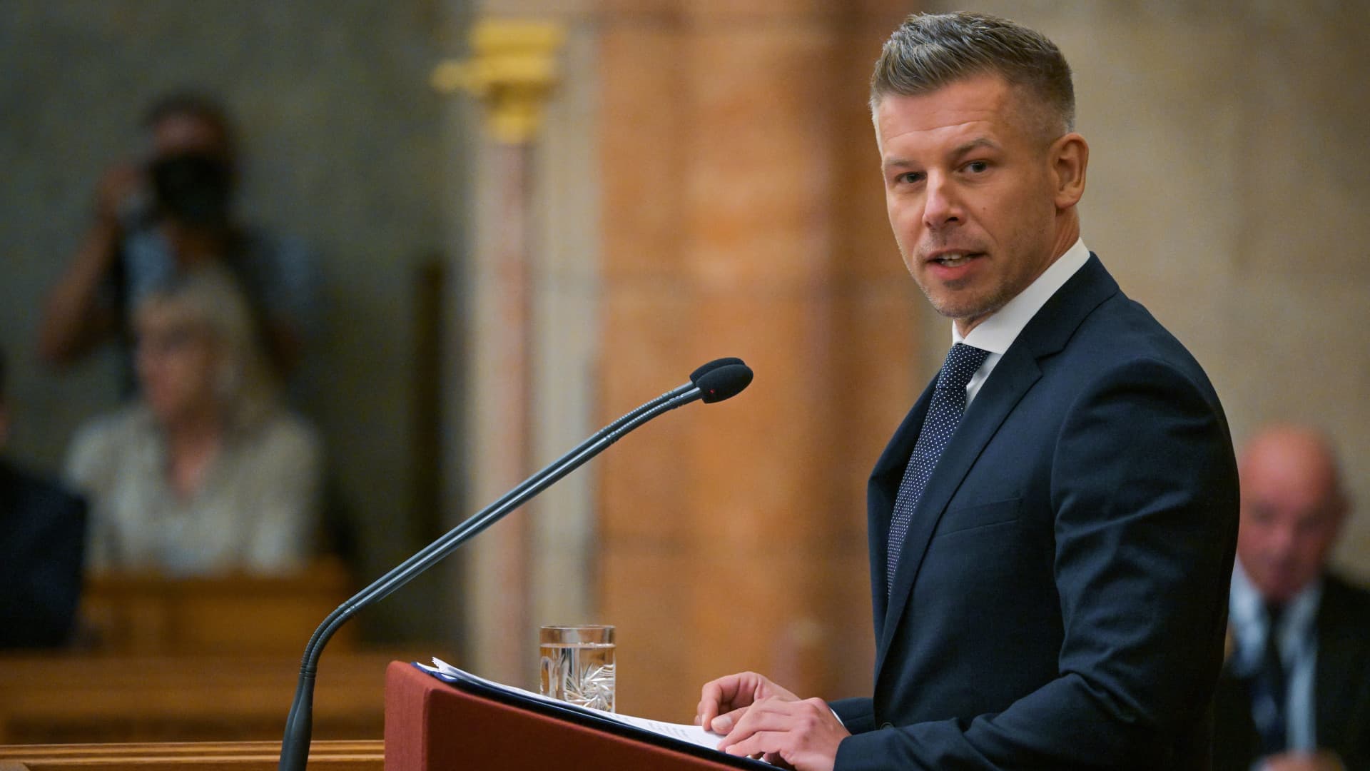 Hamarosan tájékoztatót tart Magyar Péter