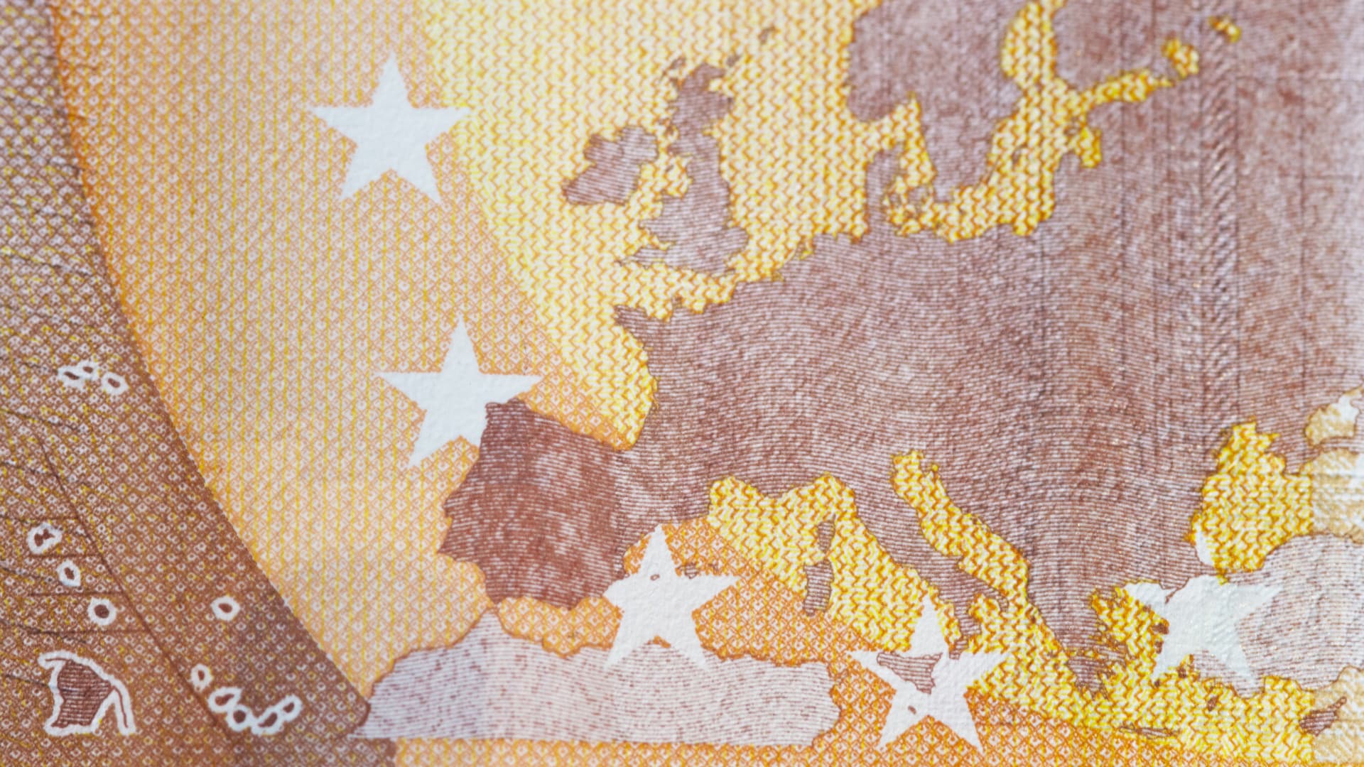 Hogyan lesz ebből magyar euró? Egyáltalán kell nekünk a közös pénz?