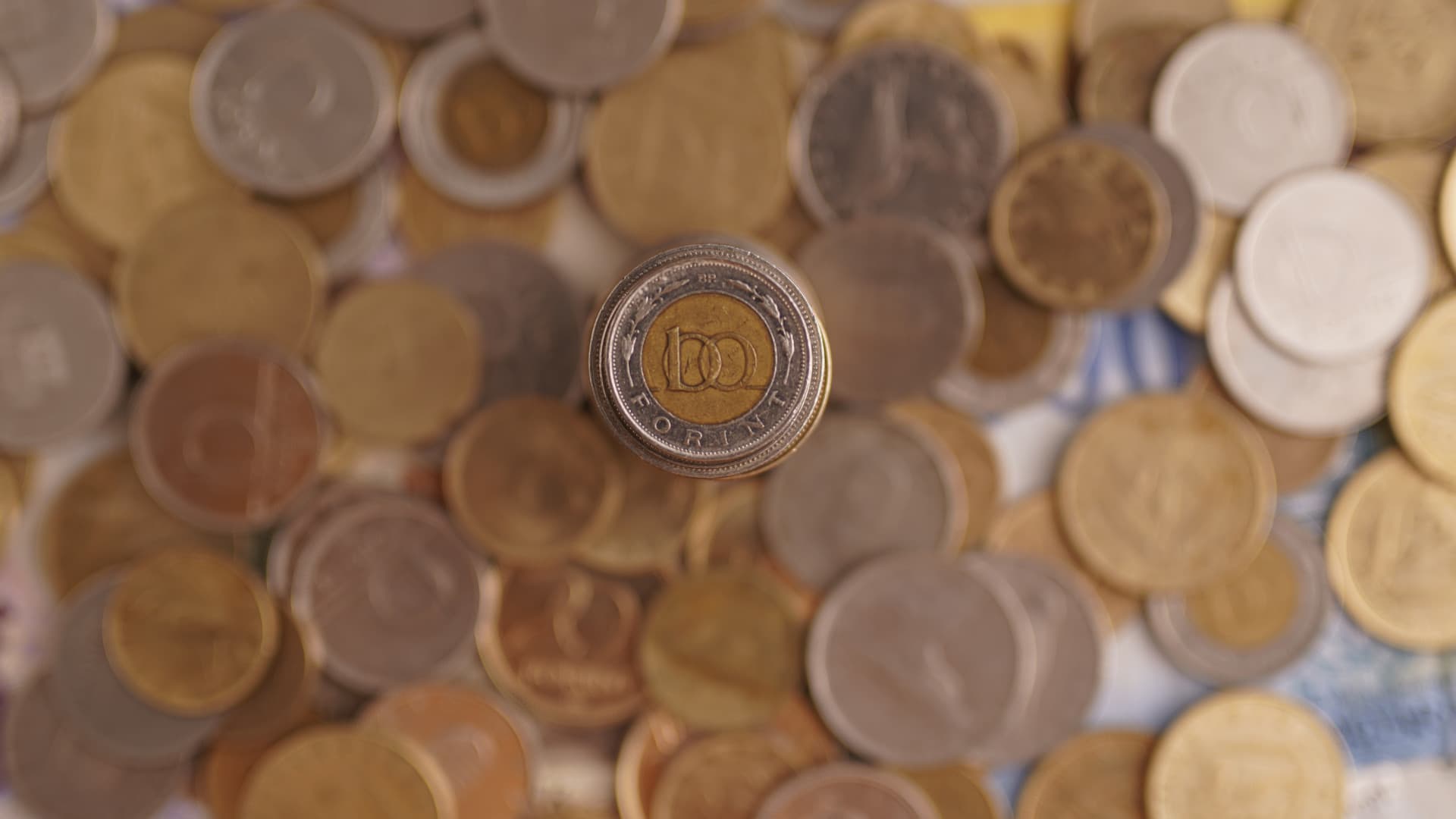 Kicsit korrigált a forint az erősödés után