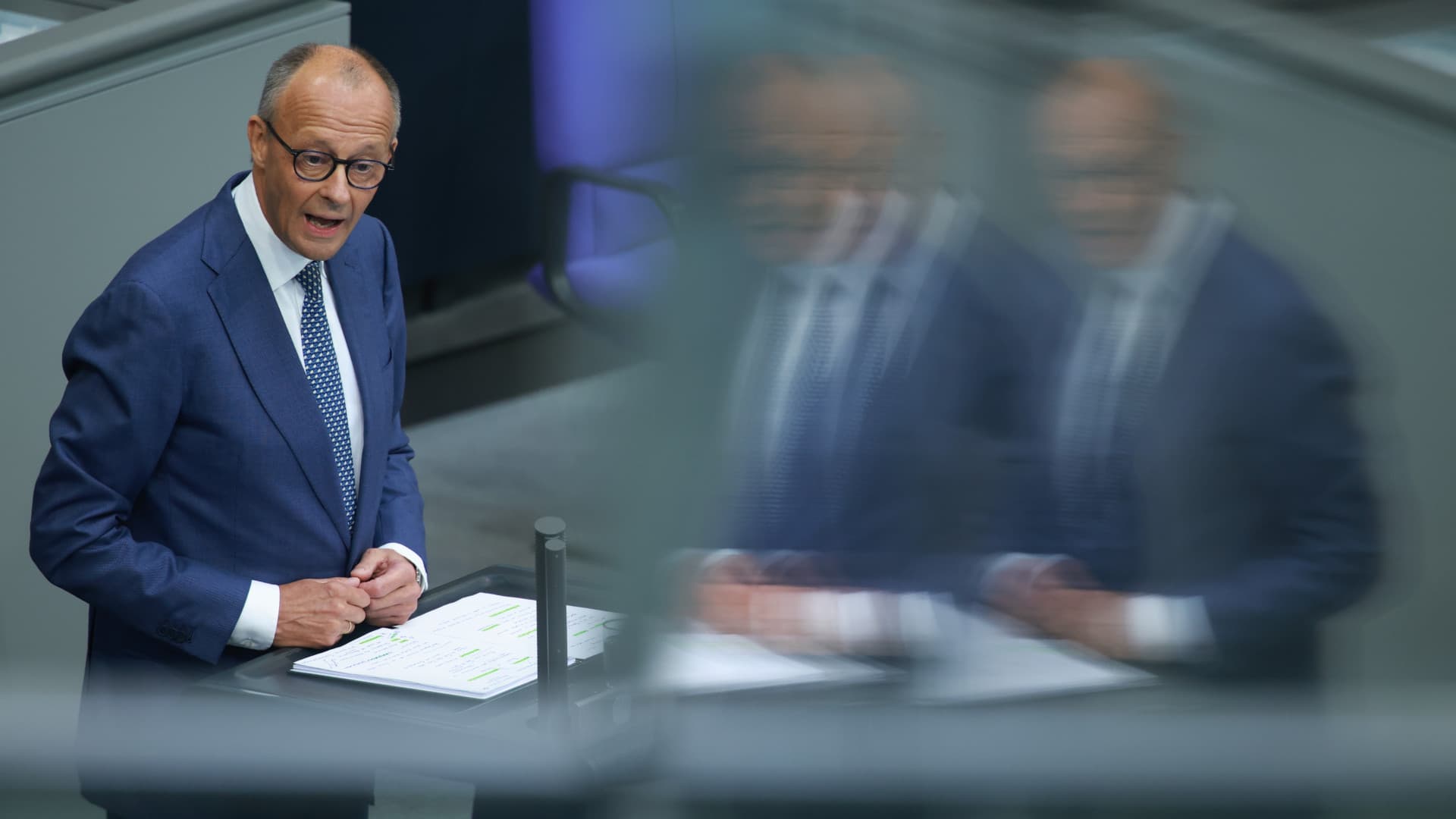 Kifakadt a kancellár: Moszkva hosszú ideje forralta ellenünk a hibrid támadást, nem sokon múlt a nagyobb baj