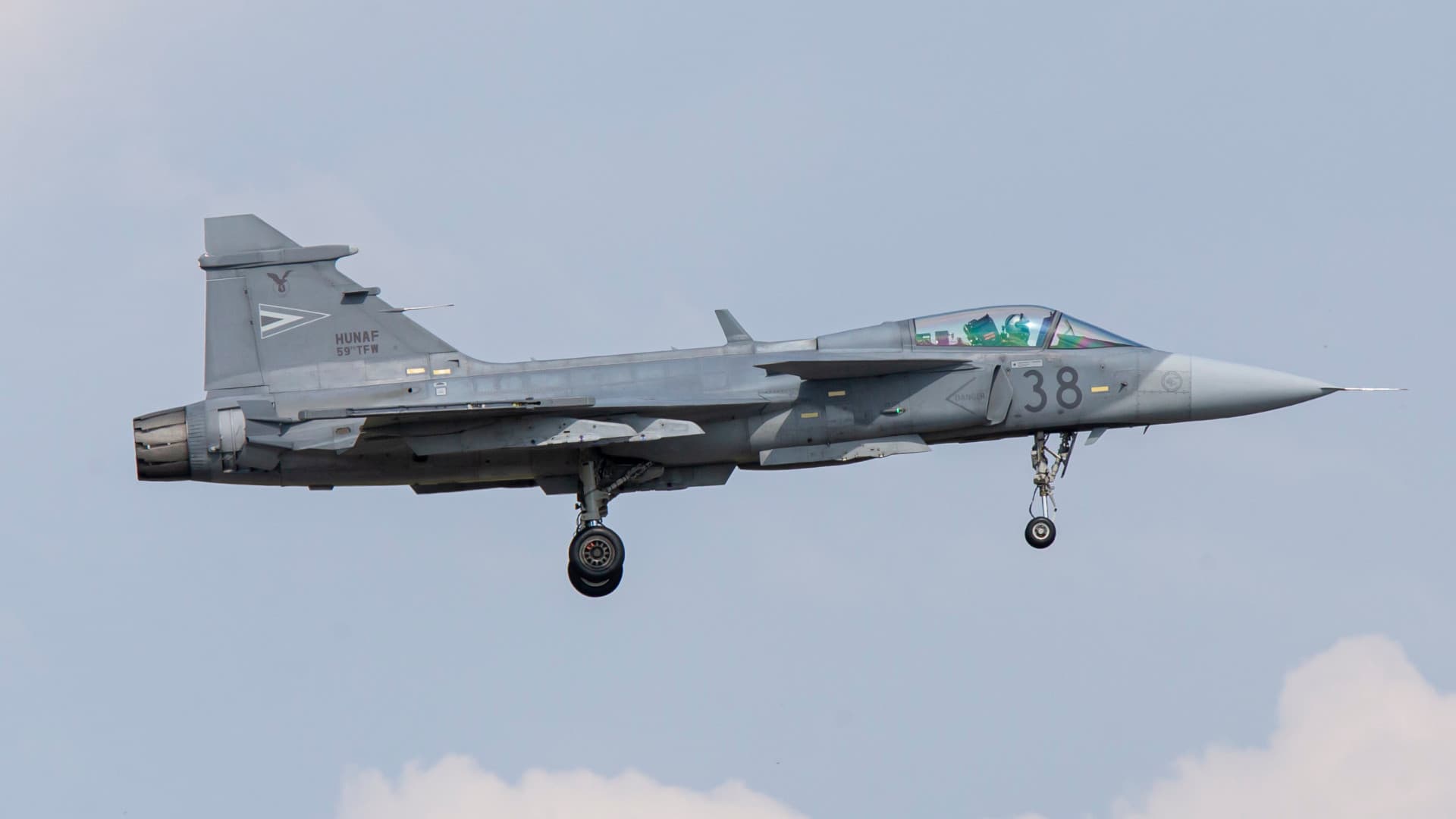 Szakértő a Gripen-ügyről: ezeket mindenképp ki kell derítenie a vizsgálatnak