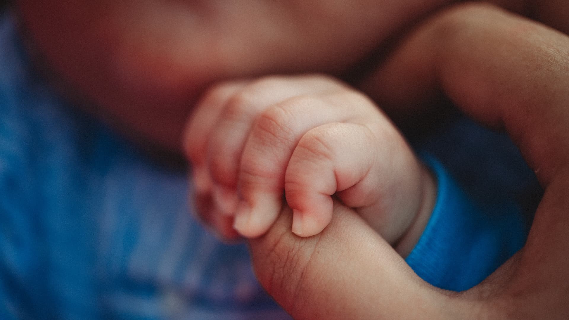 Megérkezett a mentőöv a babaváró hiteleseknek: kijött a rendelet, így úszható meg a horrorisztikus büntetés