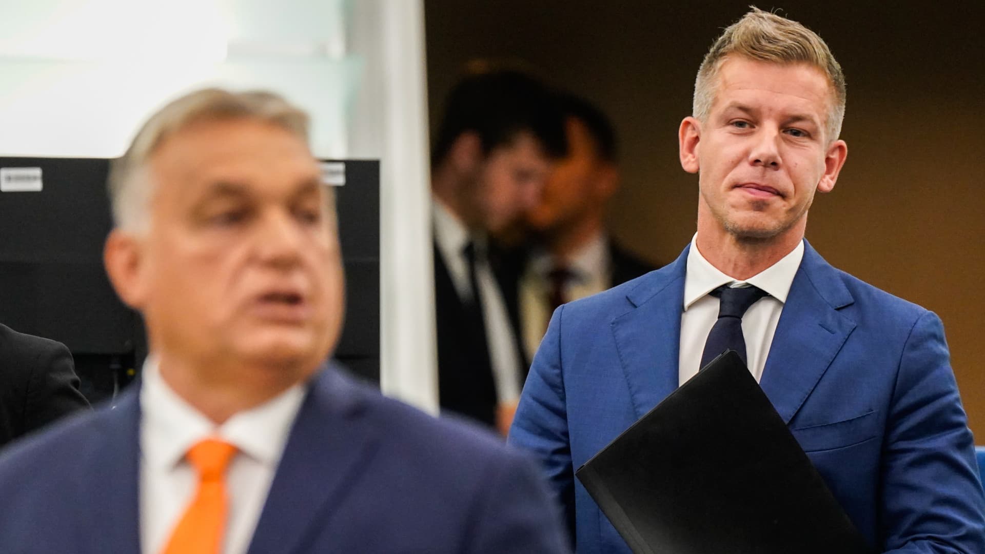 Publicus: a többség szerint megengedhetőek a rendkívüli eszközök a NER lebontása érdekében