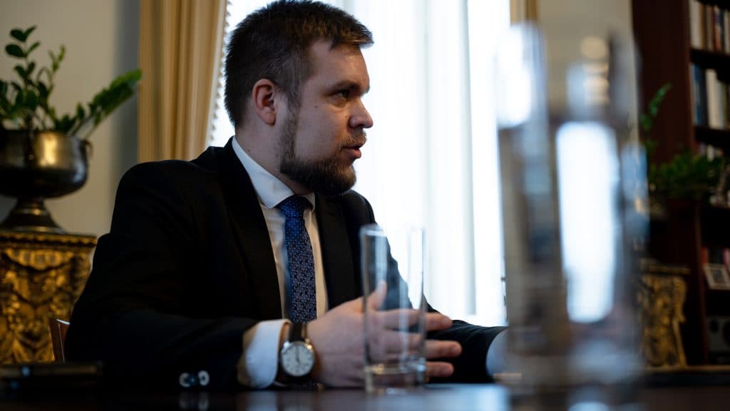 Győr polgármestere alkotmányjogi panasszal él a szolidaritási adó miatt