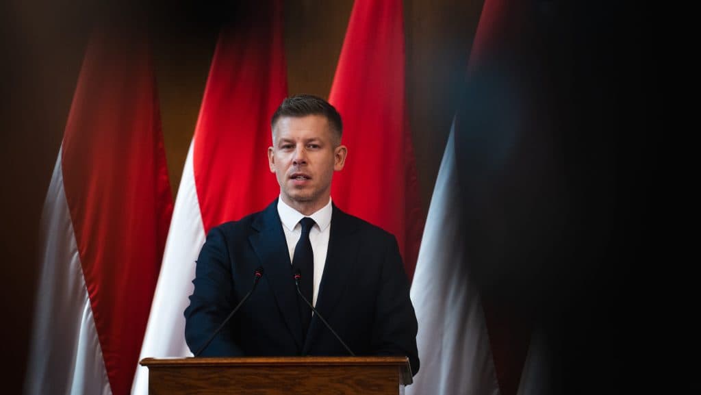 Magyar Péter a Dunamenti Erőműből jelentkezett: közeleg a megoldás?