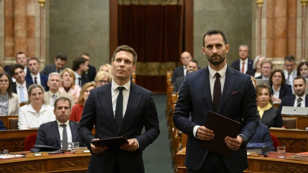 Budai és Szijjártó helyett két új fideszes a parlamentben