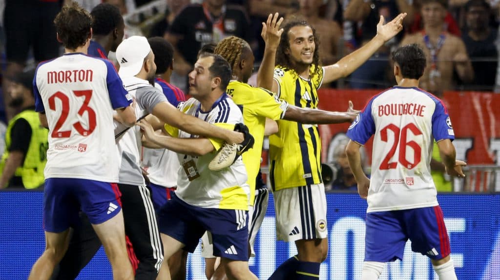 Francia válogatott játékos provokált balhét a Lyon elleni BL-selejtezőn