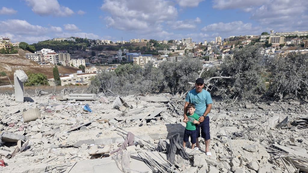 Izrael az éjjel lecsapott egy dél-libanoni falura, 11 halott