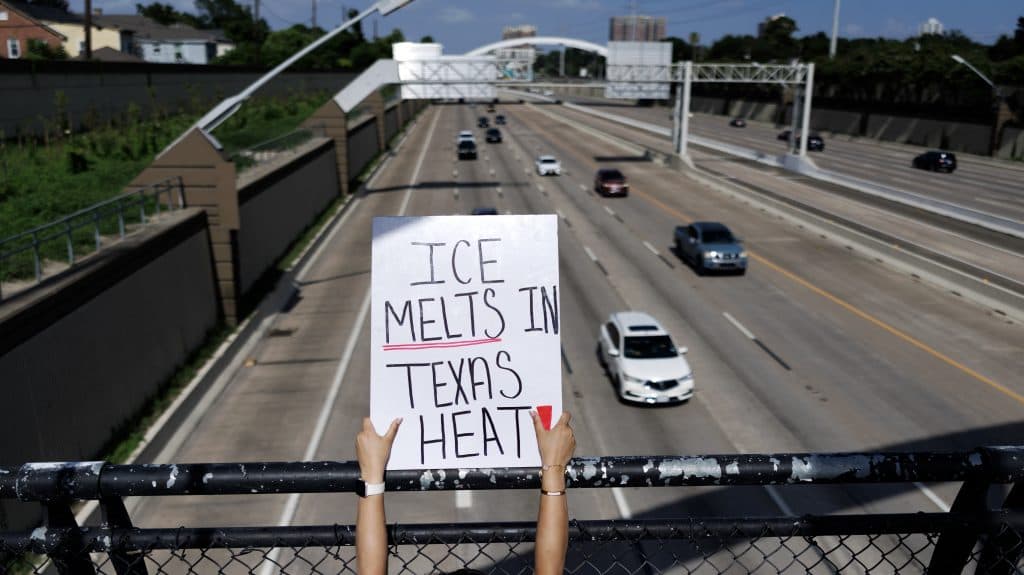 Vádat emeltek az ICE-ügynök ellen, aki elgázolt egy mexikói munkást Houstonban