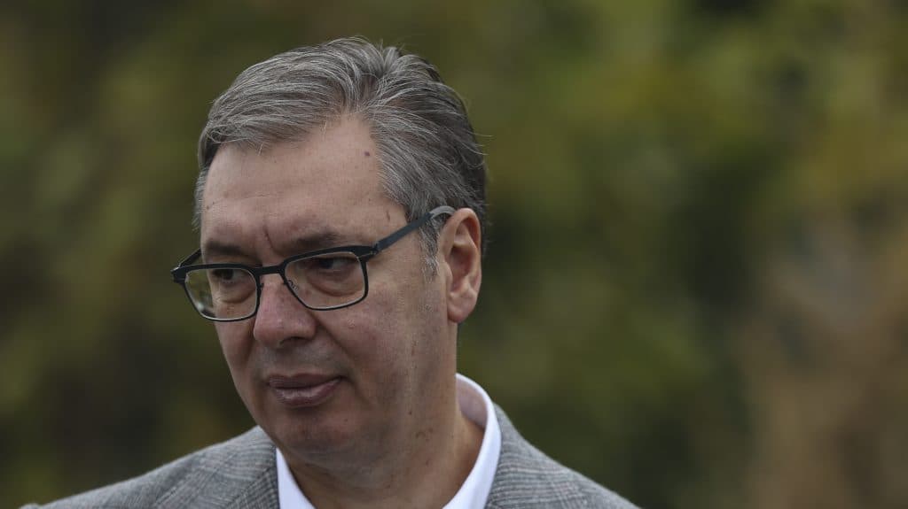 Szerbia: Vučić elismerte a vereséget, a diáklista alakíthat kormányt