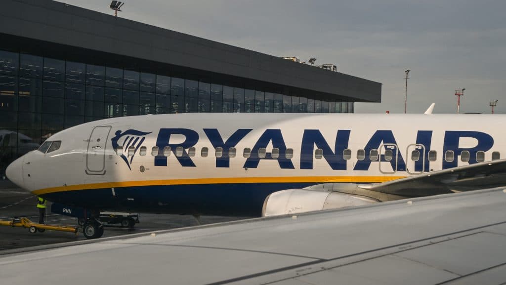Felszólította a Ryanair a magyar kormányt, hogy csökkentsék a repülőtéri költségeket