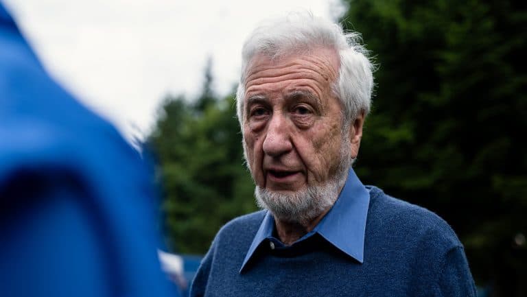 Újra letartóztatásba került a Jeszenszky Gézára és feleségére kalapáccsal támadó merénylő