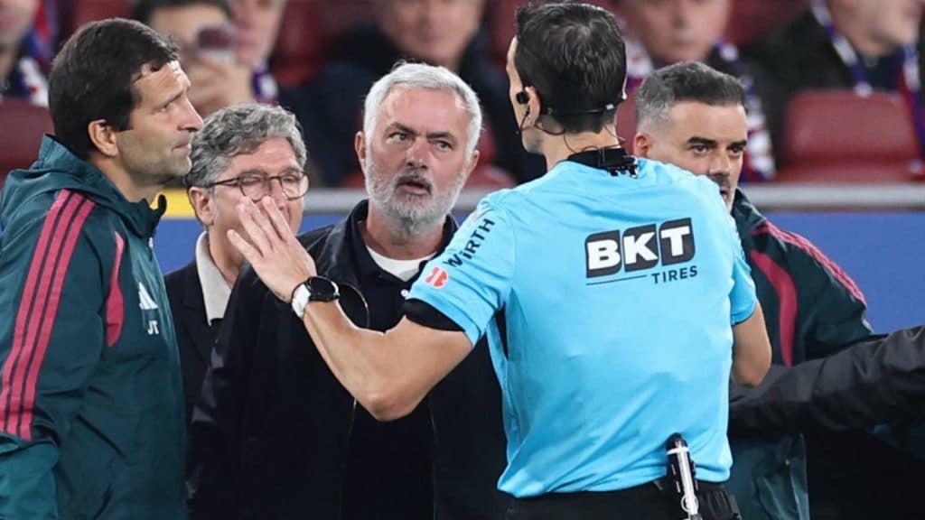 „Nem hagyom, hogy a játékosaim elragadtassák magukat” – Mourinho a Barca elleni győzelemről