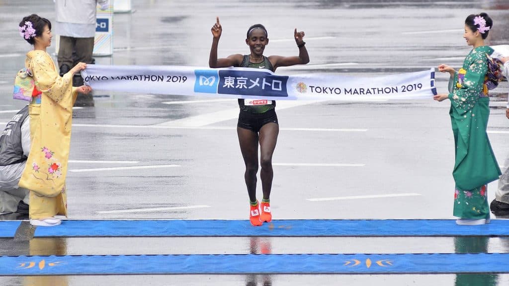 Egy álorvos receptjével lebukott, hatéves eltiltást kapott a maratonfutó