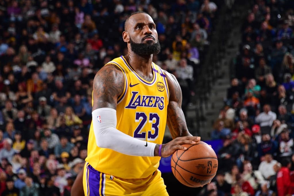 LeBron James a Philadelphia 76ers együttesében folytatja karrierjét