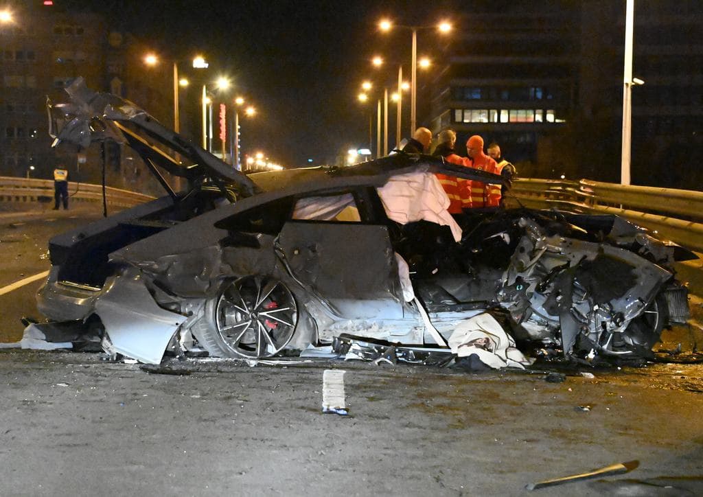 Drasztikus büntetések, rendőrből meg nincs elég. Útjaink mikor lesznek?