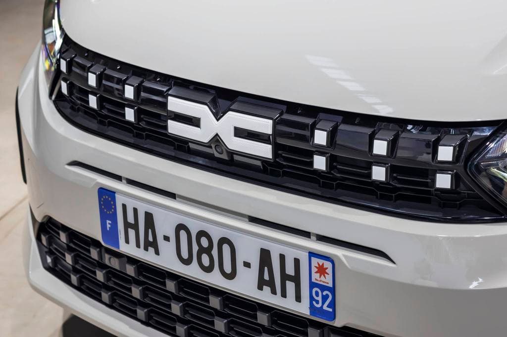 Ötmillió alá lőttek a Dacia európai közönségkedvencével