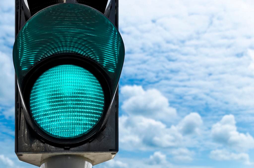 Elmés megoldással szorították vissza a gyorshajtást – balesetből is kevesebb lett