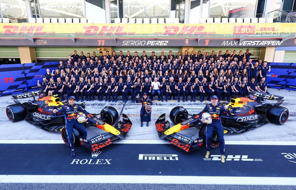 Szíve szerint csak Verstappennel versenyezne a Red Bull