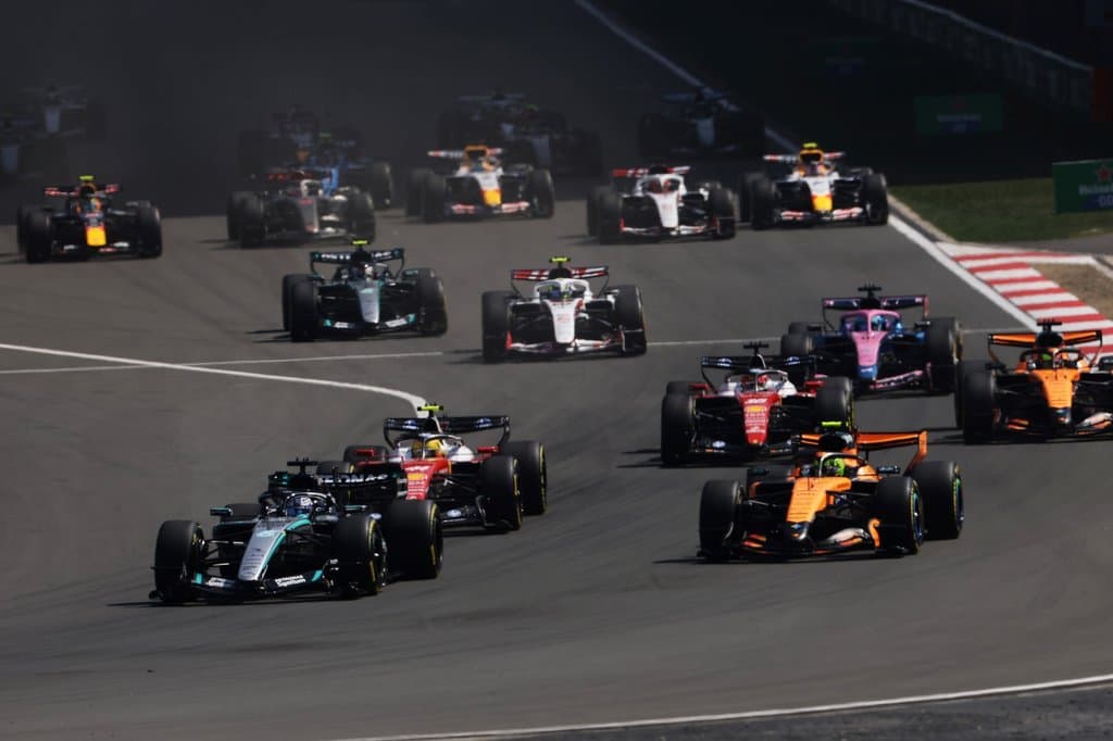 Hamilton és Leclerc is megizzasztította, de nem tört meg Russell – behúzta a kínai sprintet is