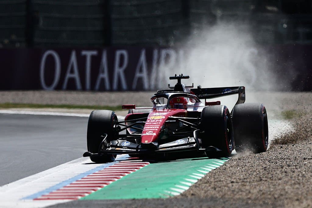 Már a szabadedzésen elkezdtek versenyezni egymással az F1-esek Japánban