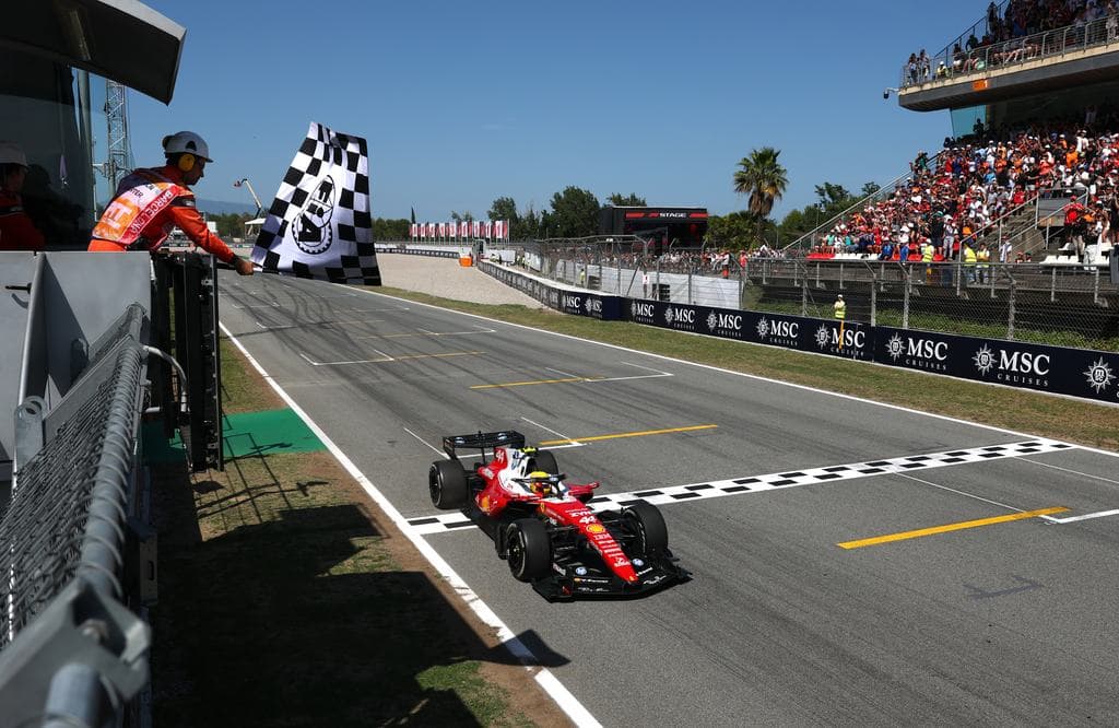 Az év első Antonelli-betlije után megtört Hamilton ferraris átka