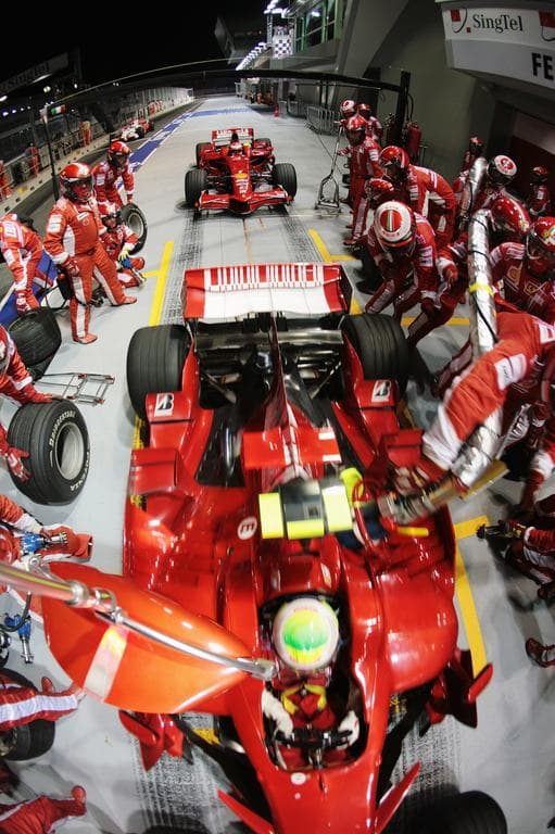 Megerősítették, visszahozhatják a futam közbeni tankolást az F1-be