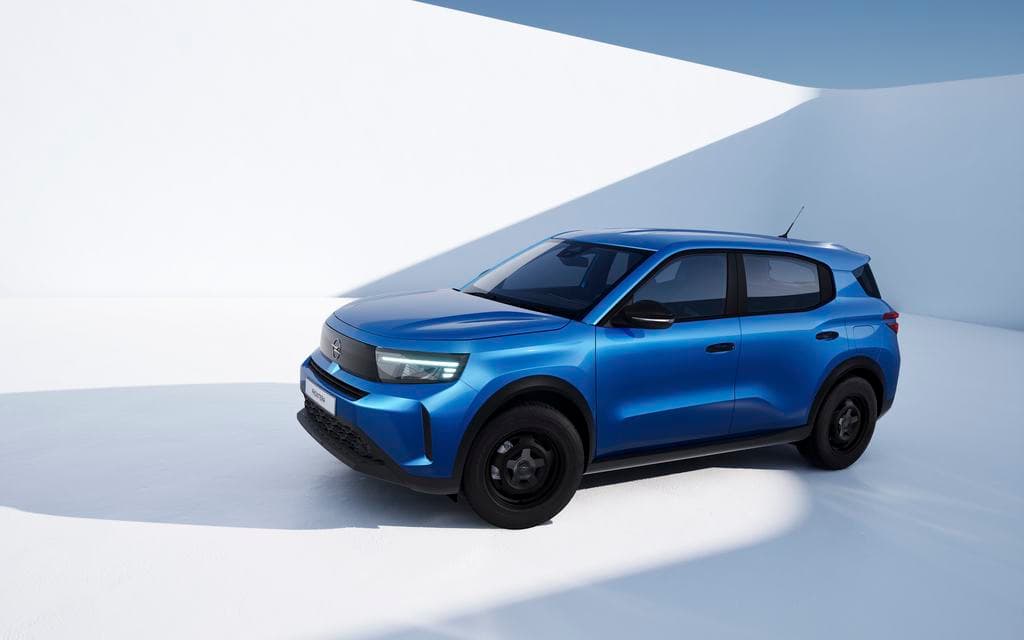 6,99 milliós Fronterával száll be az Opel az árháborúba