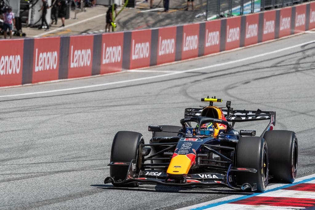 Bejelentés érkezett: pilótát cserél a Red Bull a Holland Nagydíjra