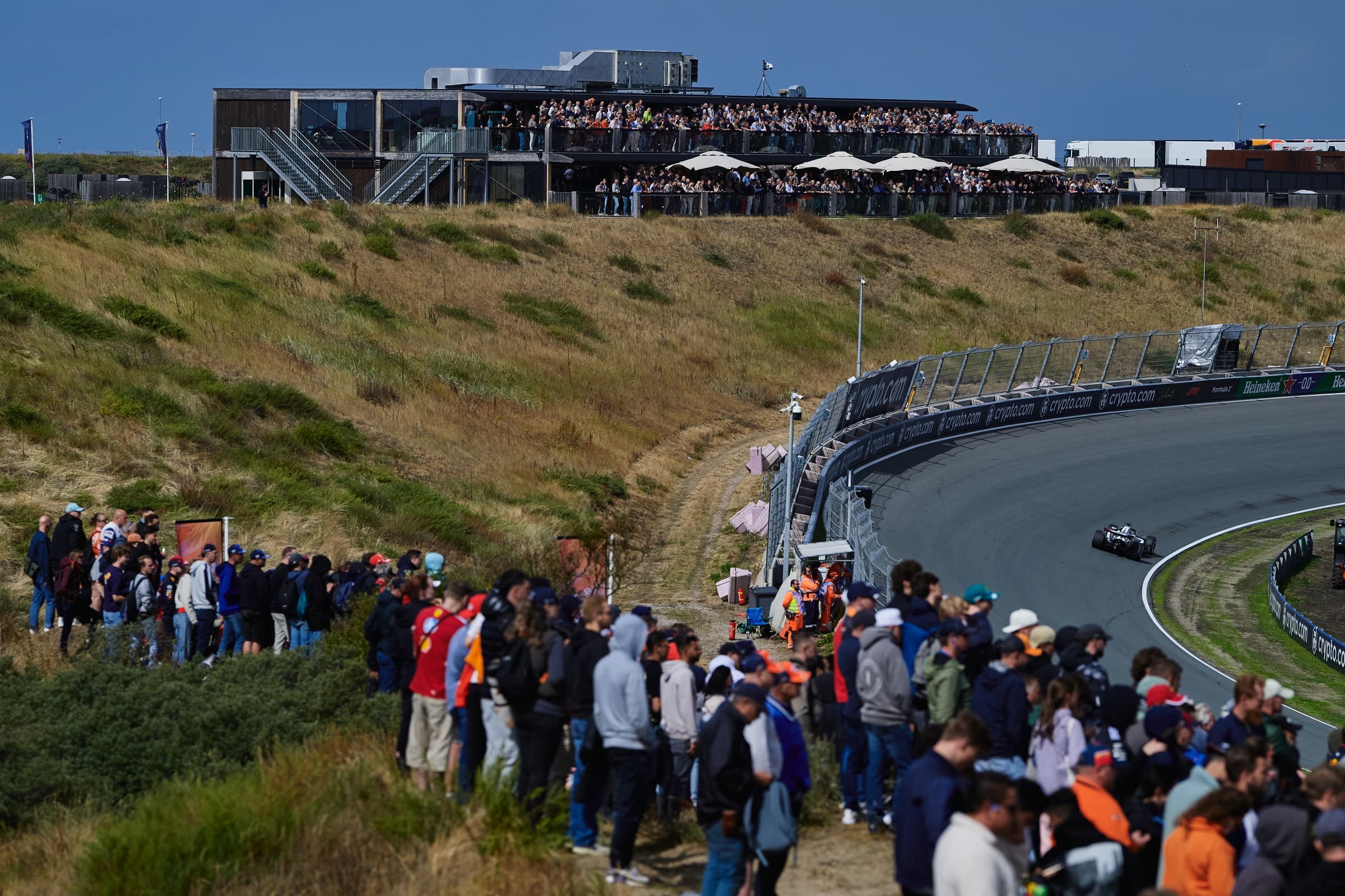 Büntetés a holland F1-es futam előtt