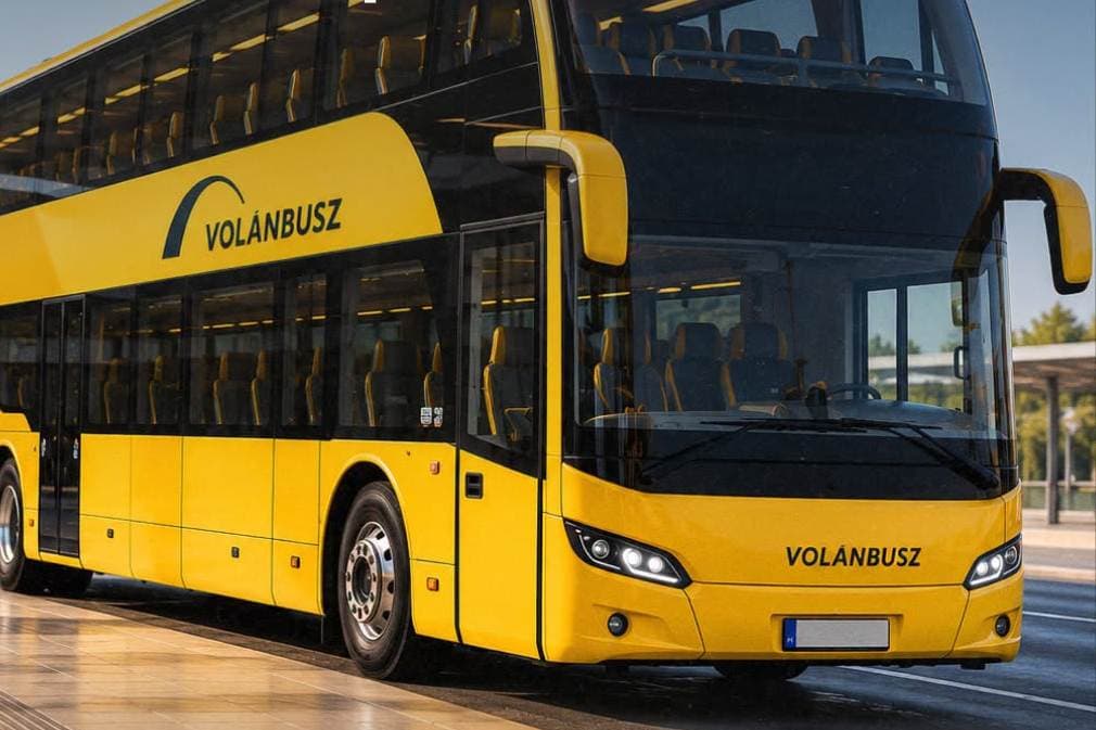 Emeletes buszokat kap a Volán és a MÁV