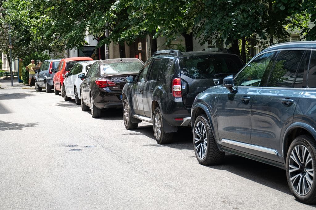 Váratlan fordulat a kötelező biztosításnál: örülhetnek az autósok, de van egy nagy bökkenő