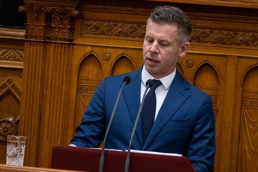 Magyar Péter versenyt fut az idővel: már a kormány is forrásvesztésről beszél az uniós pénzek ügyében