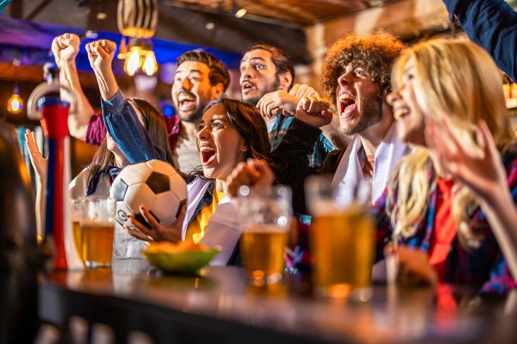 Kocsmaválság söpör végig a világon, a sírásók a home office, az edzőterem és az alkoholmentes élet