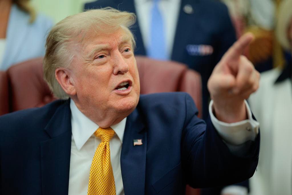 A sértődött Trump Észak-Korea felé fordul, egyre barátibb a viszonya Kim Dzsongunnal