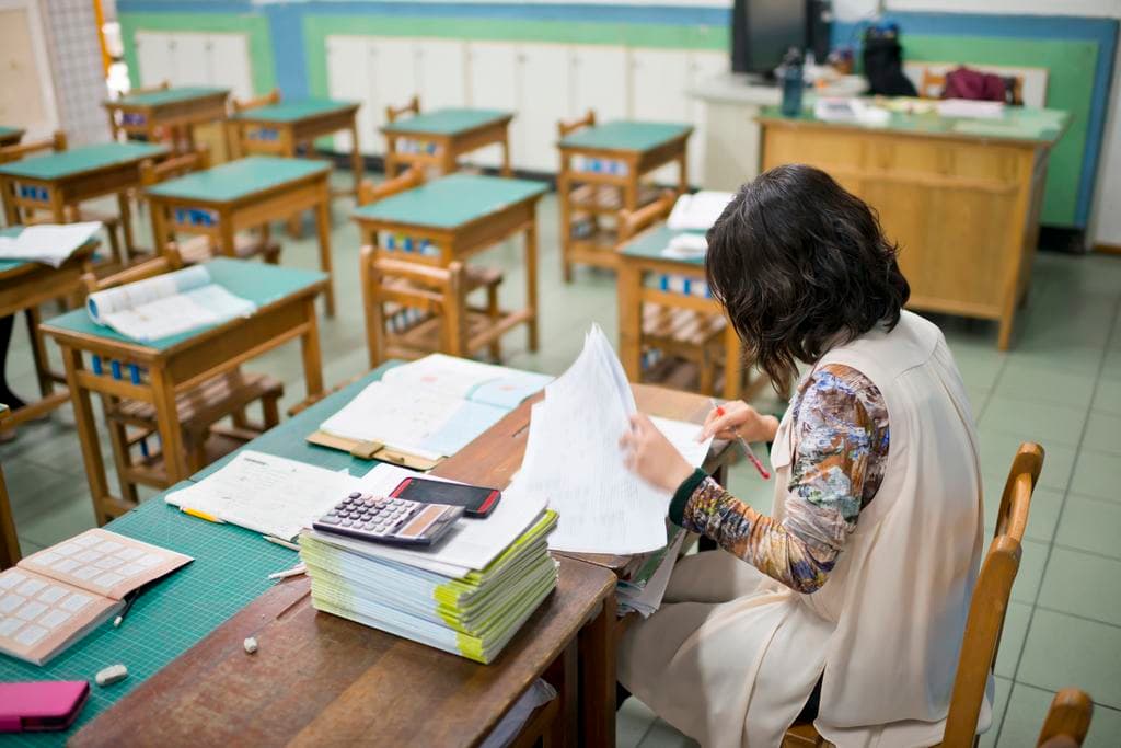 Borzolja a kedélyeket az új iskolai tilalom, félnek a tanárok a veszélyes ellenállástól