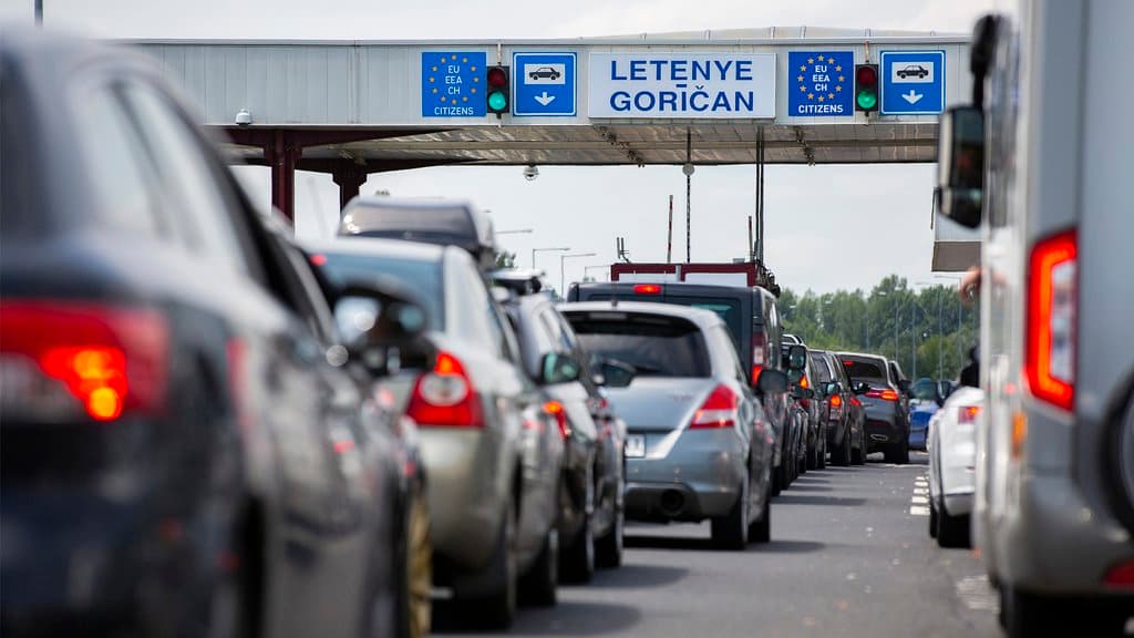 Ezt megérzik a magyar autósok Luckonál: csúszik az új horvát autópályadíj-rendszer