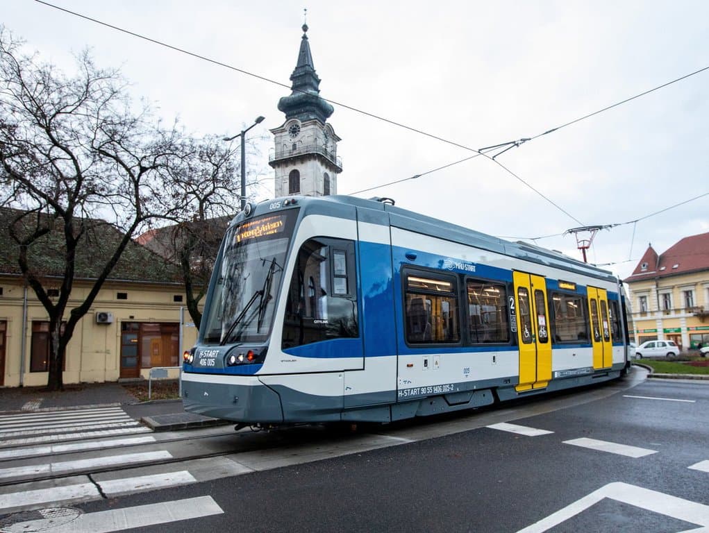 Megrepedt az algyői vasúti híd, lassabban jár a tram-train