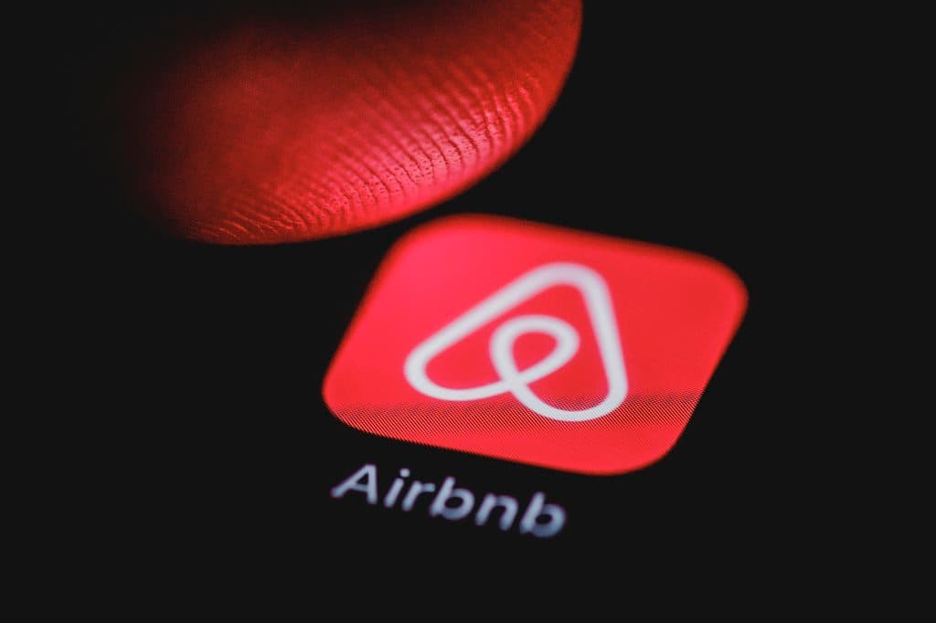 Újabb kerület készülhet az Airbnb betiltására? Megszavaztatják a lakókat