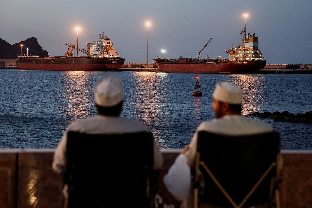 Irán ultimátumot adott Amerikának: addig zárva marad a Hormuzi-szoros, amíg ezeket nem teljesítik