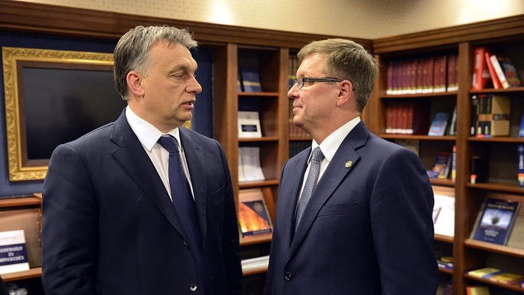Elemző: Orbán Viktor alatt már izzik a talaj, vádlottak padjára kerül a Fidesz rendszere
