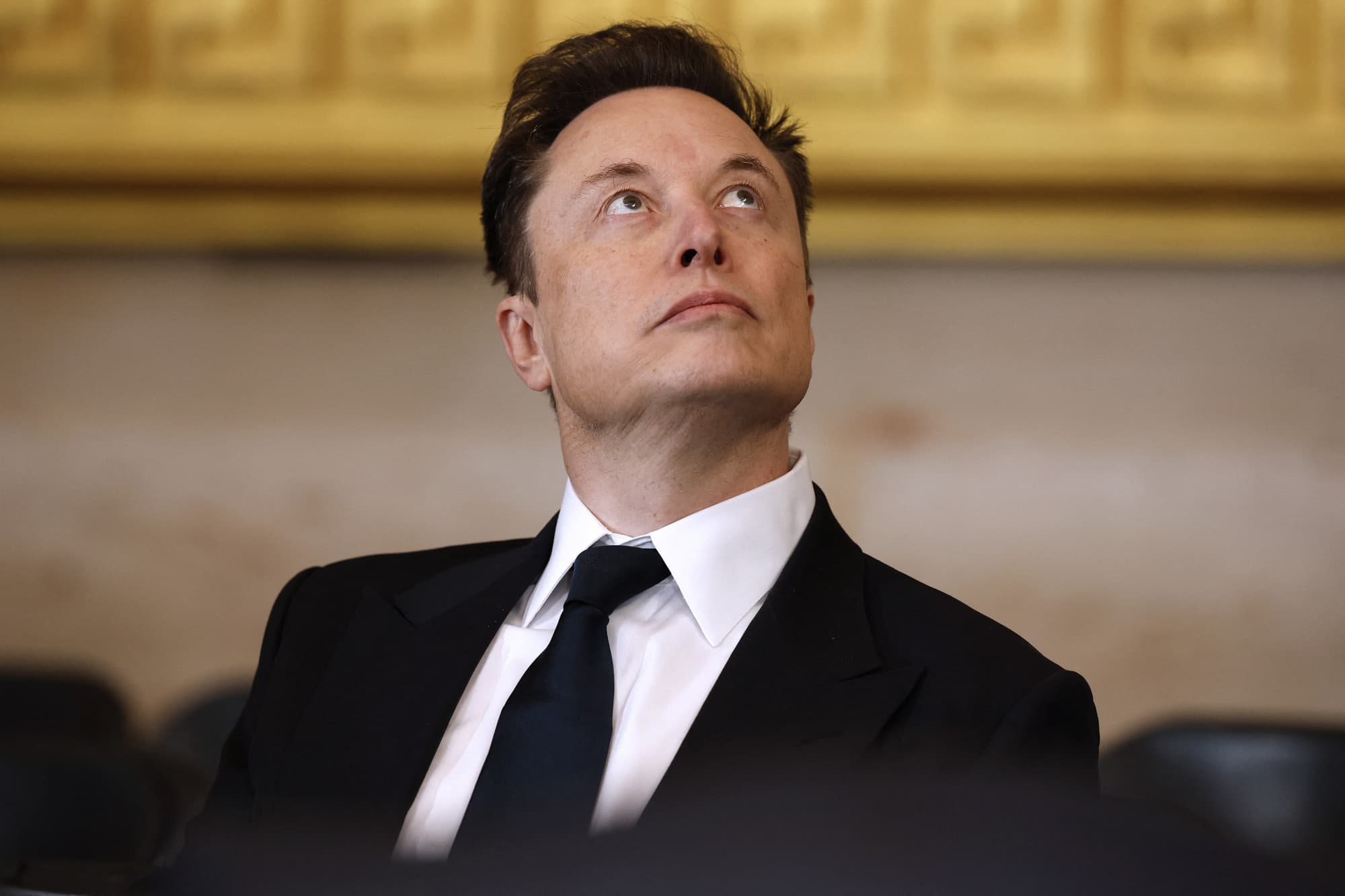 A Wall Street Journal szerint Elon Musk rendelte el az ukrán katonák által használt Starlink lassítását