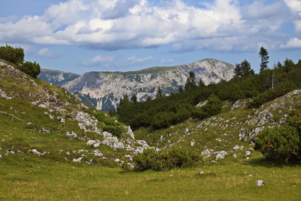 Villám csapott két magyar túrázóba Ausztriában